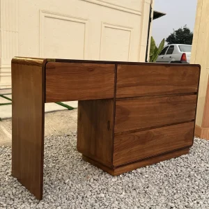میز آرایش