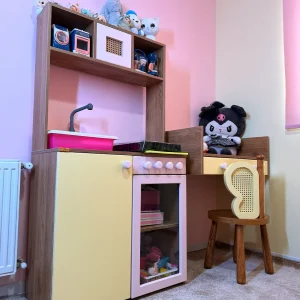 آشپزخانه کودک همراه با میز تحریر